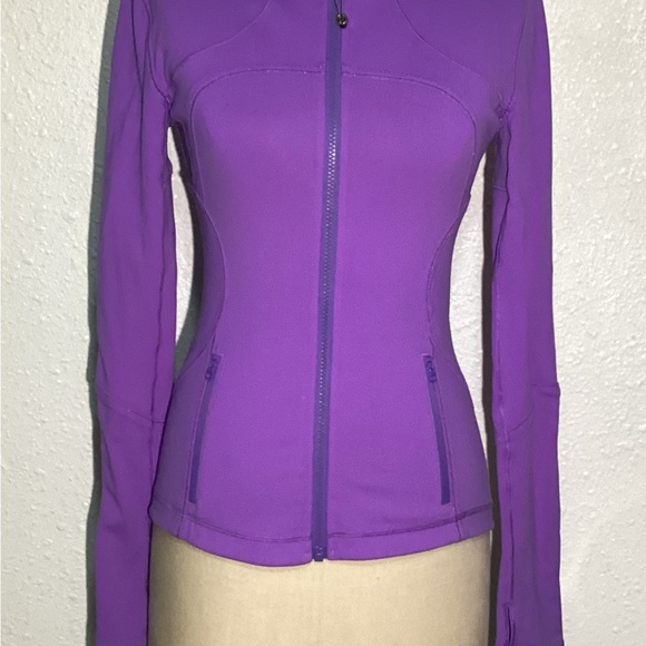Lululemon purple zip up jacket size 6 - Picture 7 of 8